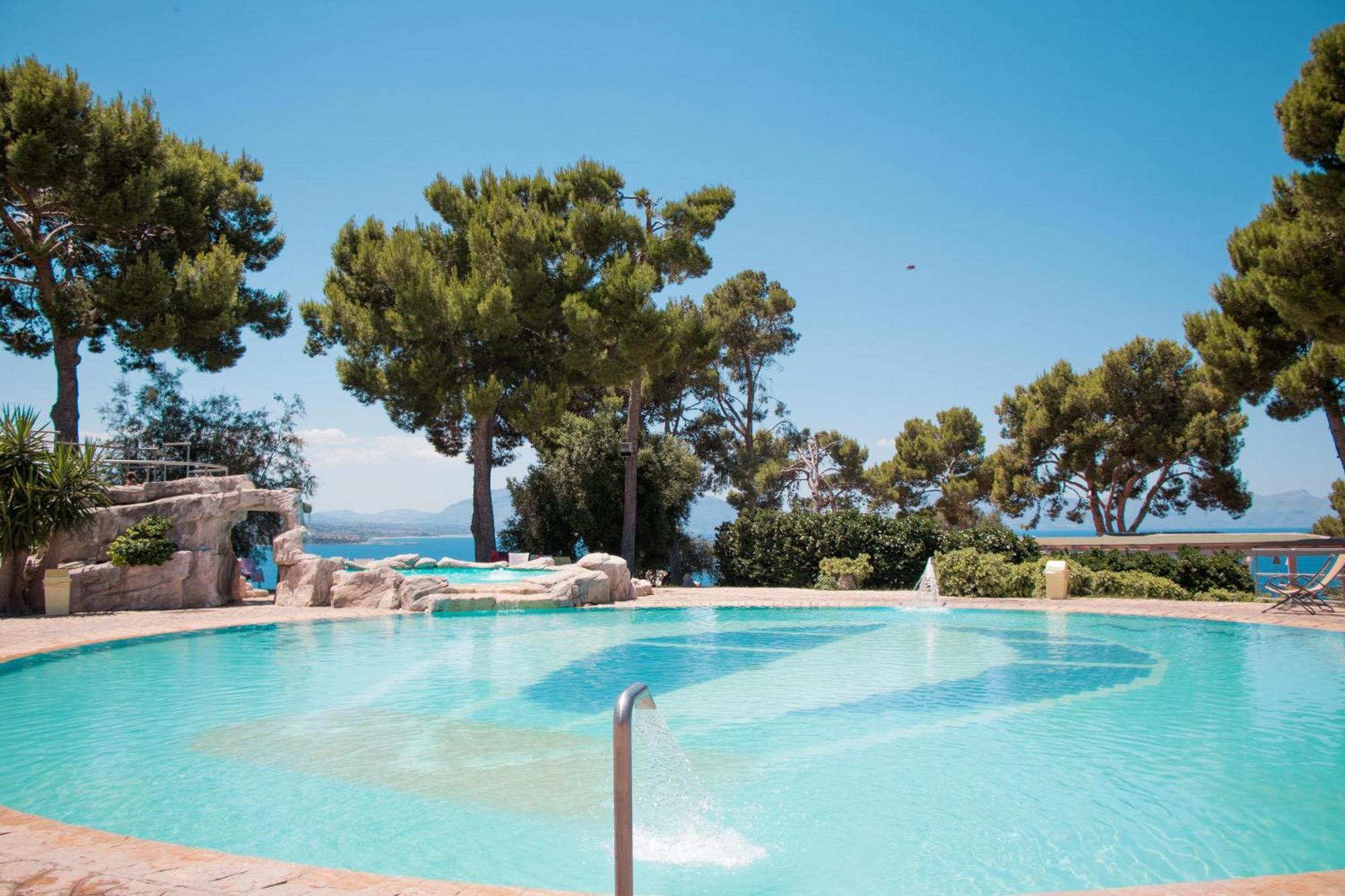Cdshotels Terrasini - Citta Del Mare ภายนอก รูปภาพ